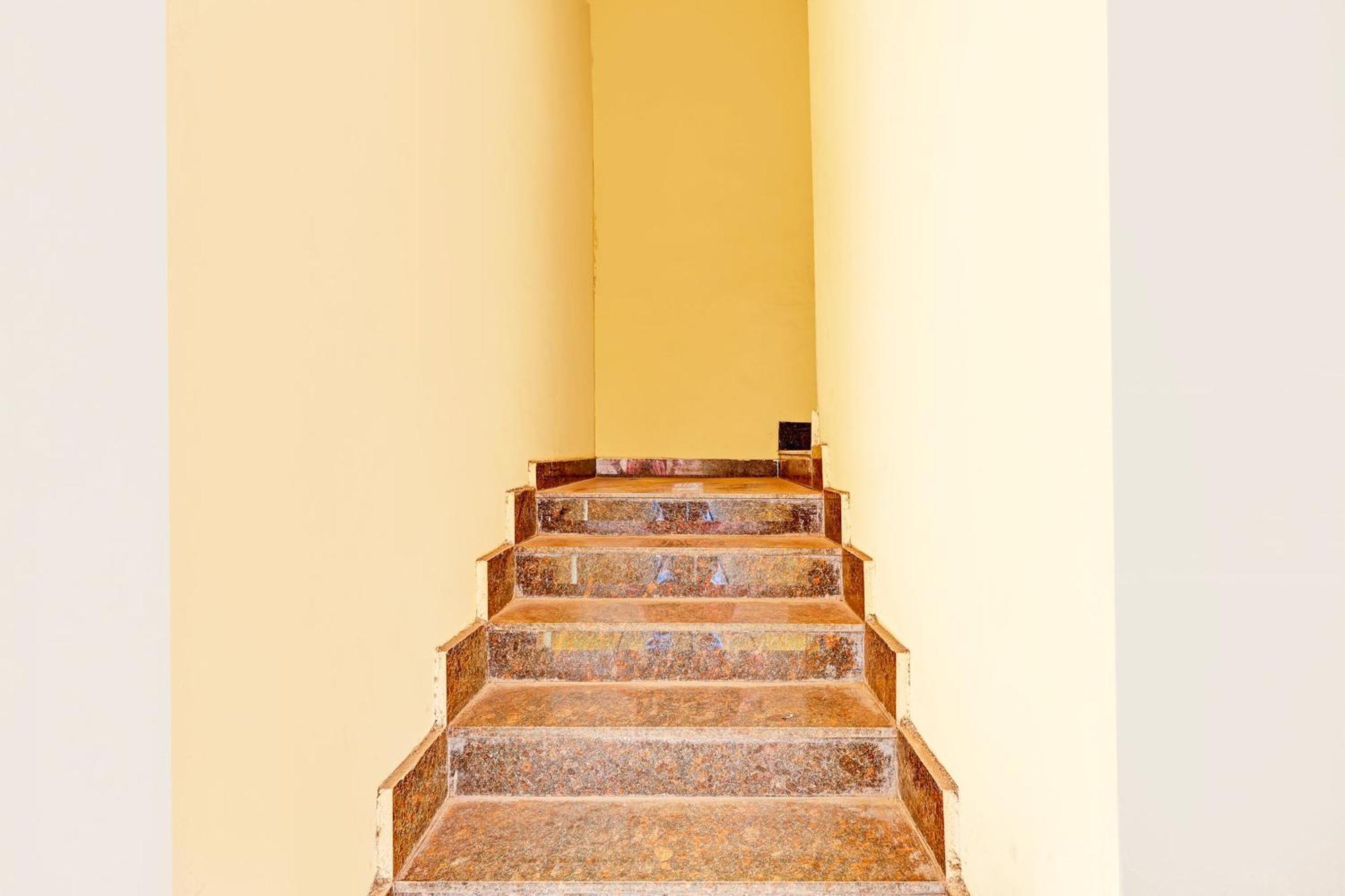 Super Hotel O Daba Gardens Near Dolphin Junction Visakhapatnam Exterior photo